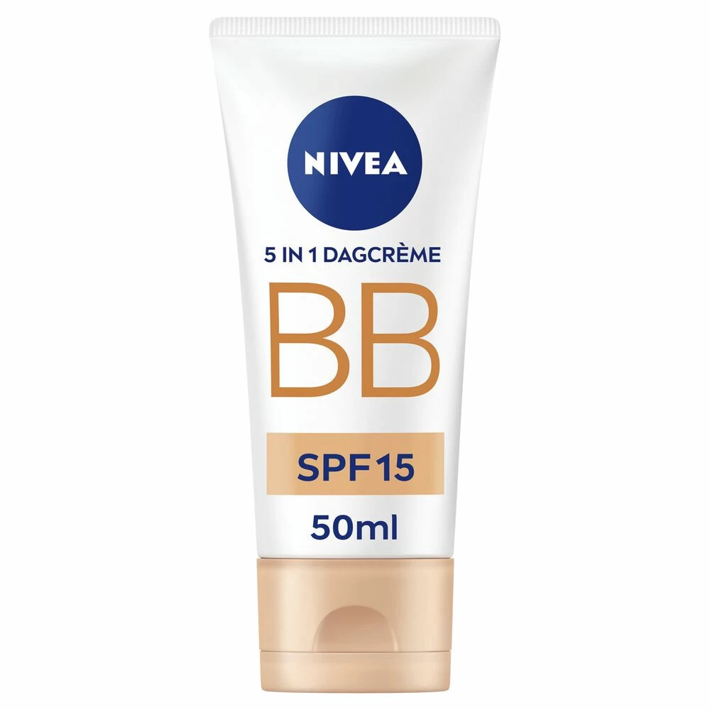 Nivea Essentials BB Cream SPF 20 Light 4 Nivea Essentials BB Cream SPF 20 Light - Afbeelding 2