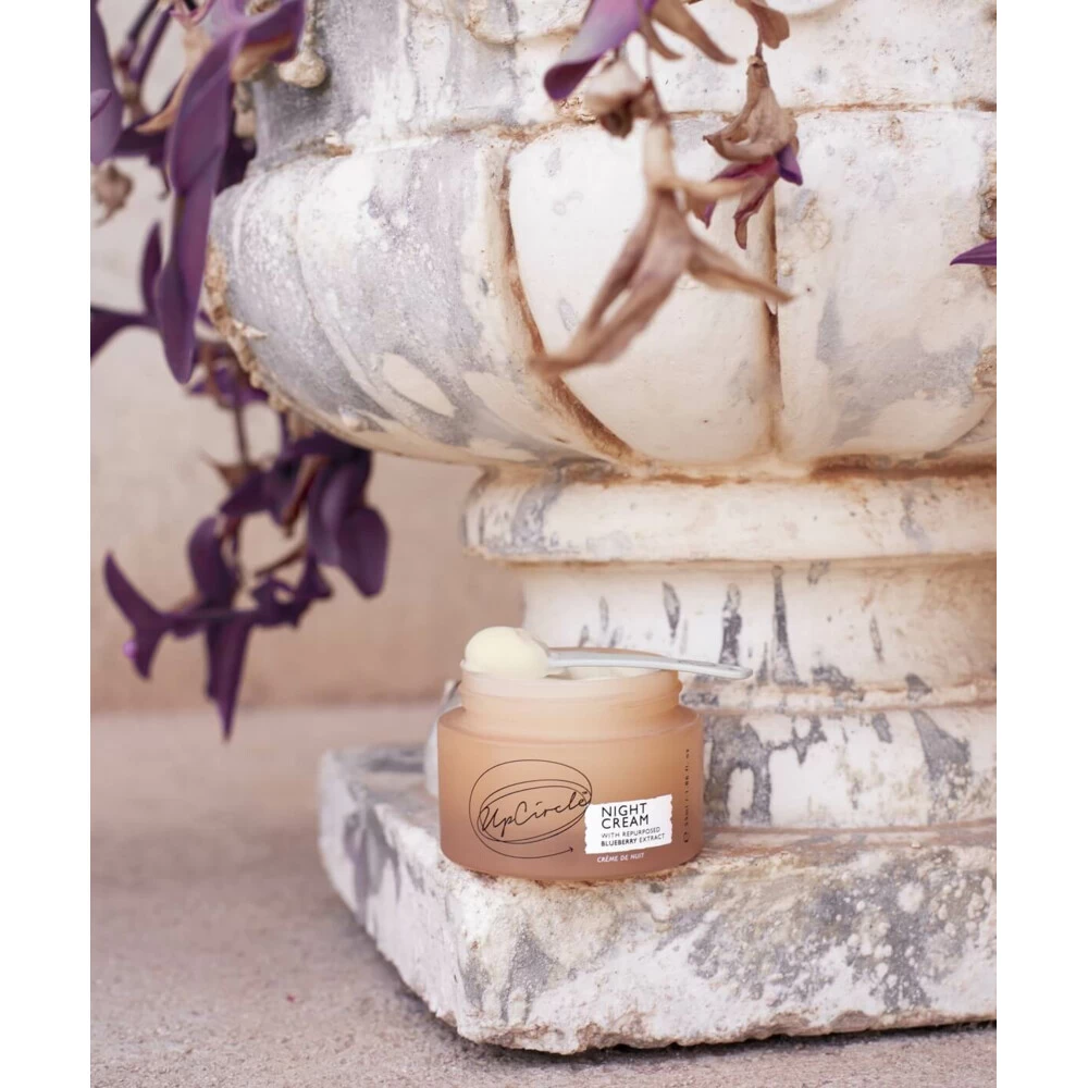 UpCircle Nachtcrème Met Hyaluronzuur & Niacinamide 6 UpCircle Nachtcrème Met Hyaluronzuur & Niacinamide - Afbeelding 4