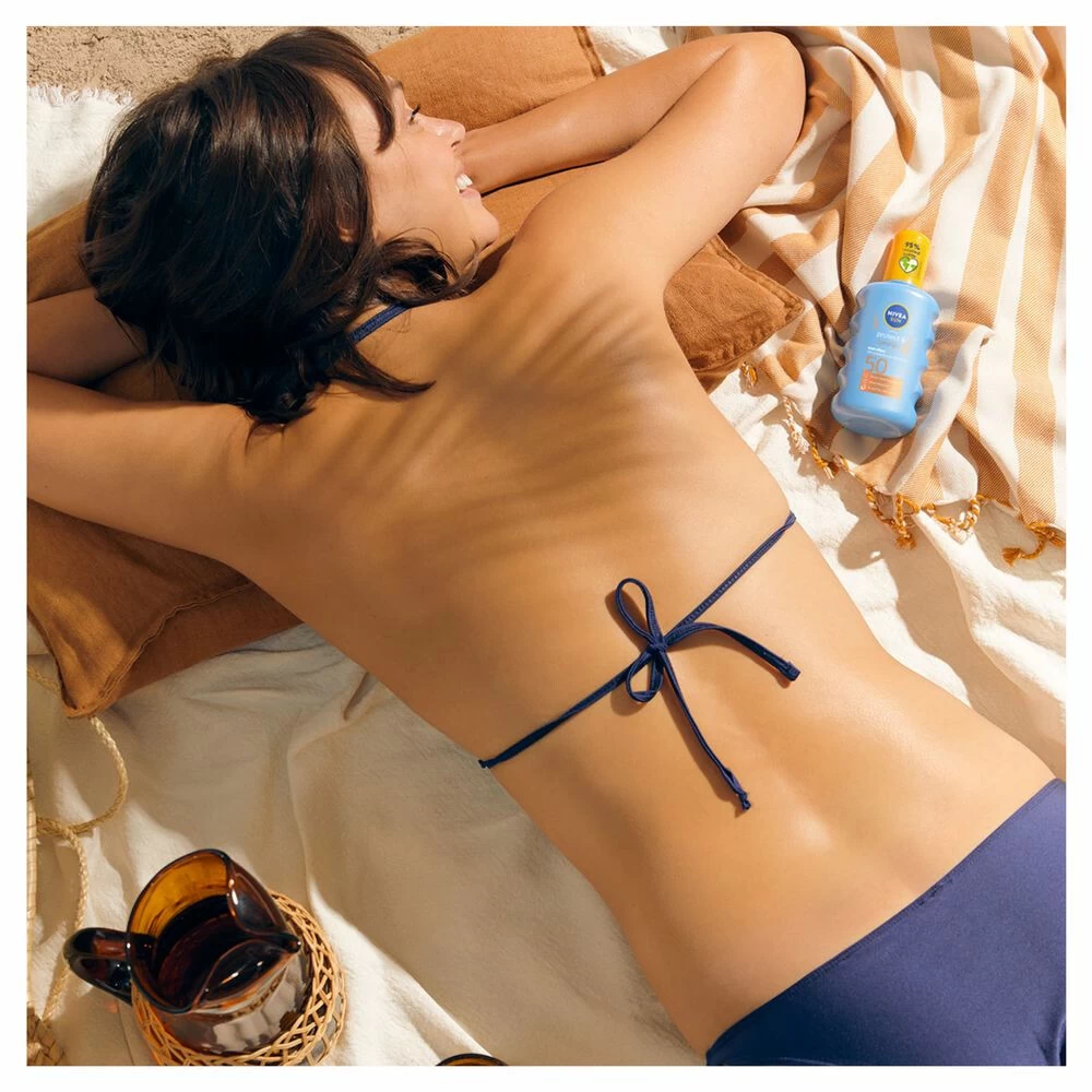 Nivea Sun Protect & Bronze Zonnespray SPF 50 7 Nivea Sun Protect & Bronze Zonnespray SPF 50 - Afbeelding 5